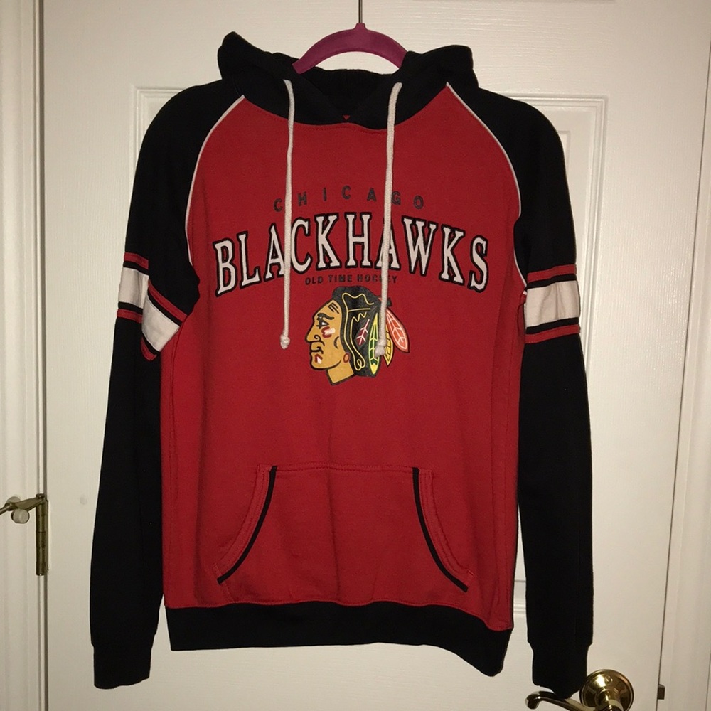 Women’s Blackhawk Sweatshirt with Hood